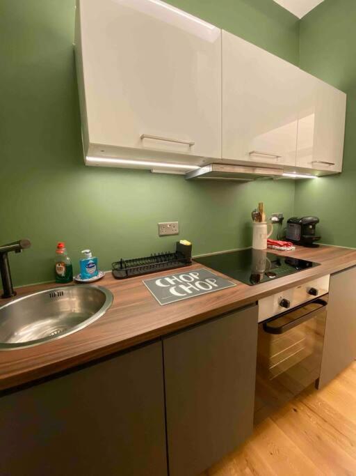 Interior Designed Flat Near Kew Botanical Gardens Διαμέρισμα Λονδίνο Εξωτερικό φωτογραφία